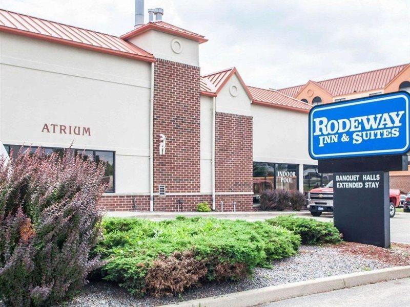 Rodeway Inn & Suites Milwaukee Airport Exterior foto
