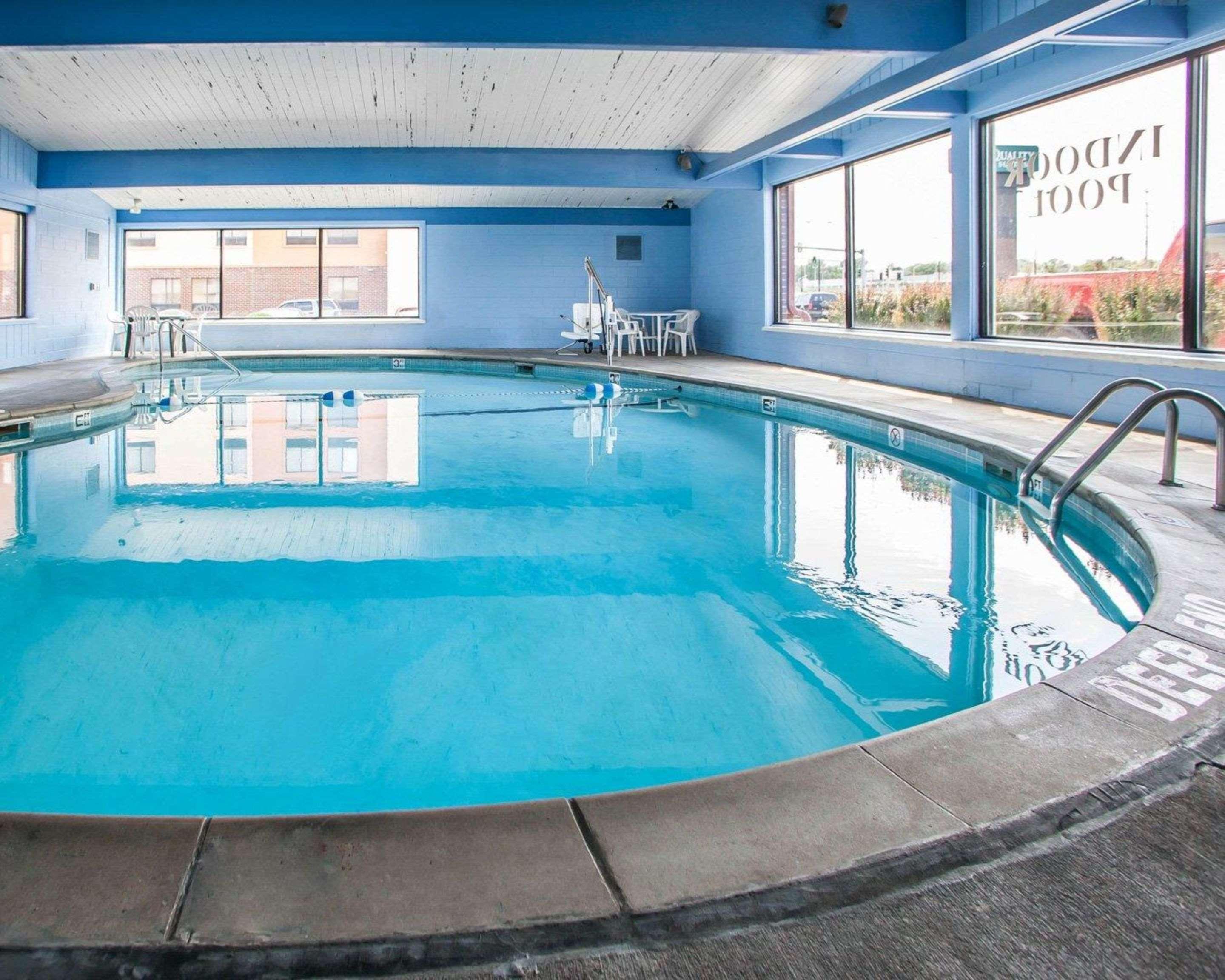 Rodeway Inn & Suites Milwaukee Airport Exterior foto